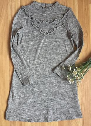 Фирменное платье next девочке 7 лет состояние отличное