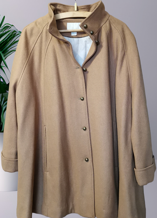 Пальто бежевое оверсайз