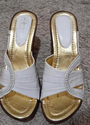 Шлёпанцы 39р