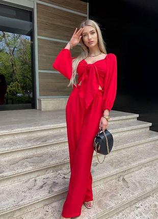 Костюм жіночий