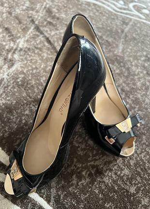 Туфлі шкіра