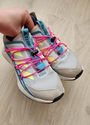 Adidas terrex voyager 21

кроссовки6 фото