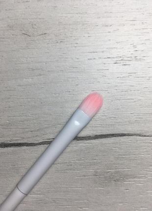 Кисть для макіяжу wet n wild💕3 фото