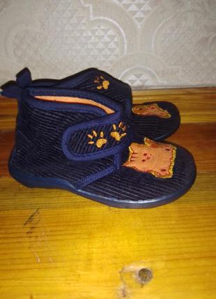 Тапочки на липучці капці з котиком в садочок розпродаж