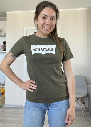 Женская футболка levis1 фото