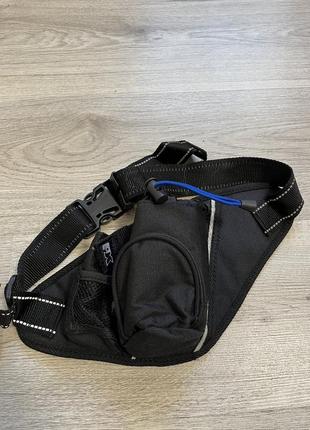 Спортивна сумка-пояс для пробіжки3 фото