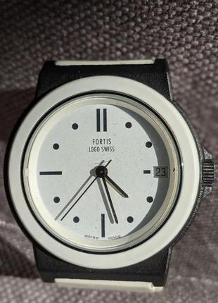 Fortis logo swiss женские наручные часы