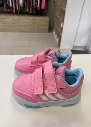 Кроссовки на липучках