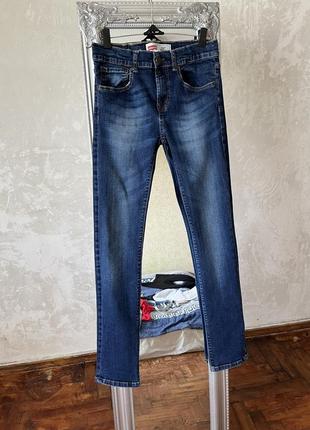 Levi’s джинси рівні s-m