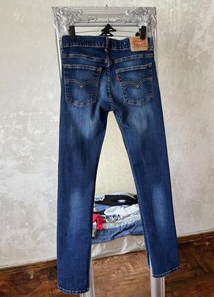 Levi's джинсы ровные s-m5 фото