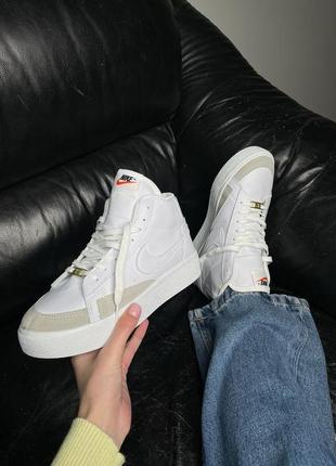Жіночі кросівки nike blazer high platform white.