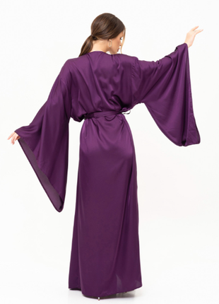 Шелковое длинное платье-халат на запах3 фото