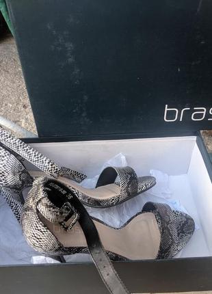 Босоножки braska