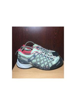 Жіночі кросівки salewa