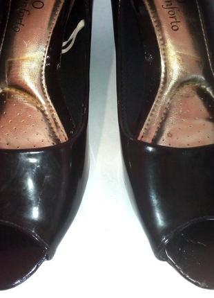 👠👠👠 лаковые туфли с открытым носком на танкетке от beira rio, р.39 код t08076 фото