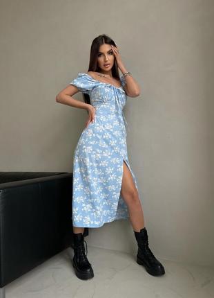 Женское летнее платье в цветочный принт