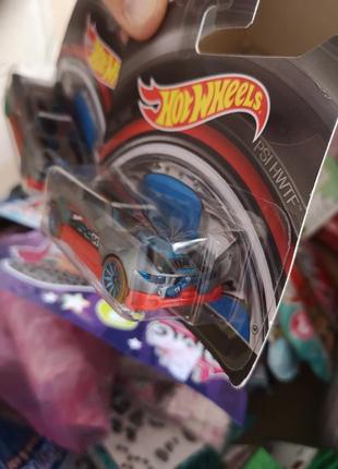 Машинка hot wheels оригинал от mattel rally cat5 фото