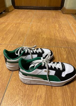 Кросівки puma