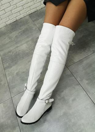Кожаные  белые  стильные ботфорты ,сзади на шнуровке осень-зима2 фото