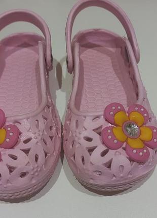 Сандалі босоножки крокси