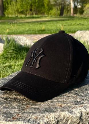 Кепка new york yankees черная