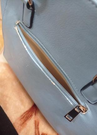 Классная стильная сумка тоут нежно-голубого цвета3 фото