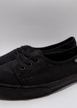 Кеди, балетки, сліпони vans