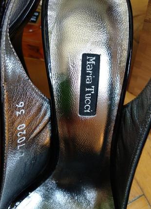 Maria tucci шикарні босононожки туфлі шкіра лак італія7 фото