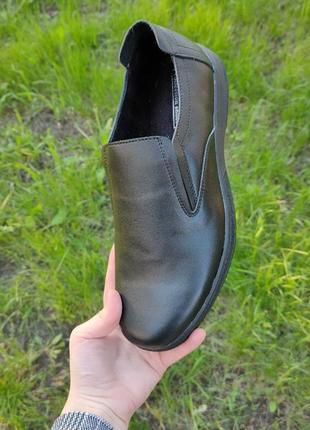 Кожаные черные мужские туфли 42 размера