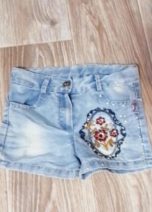 Шорти дівчачі короткі з вишивкою