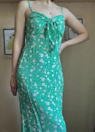 Зеленое сарафан платье в цветочный принт