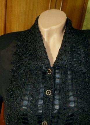 Красива чорна блузка venis італія літня з мереживом короткий рукав2 фото