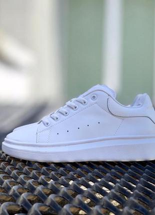 Кроссовки alexander mcqueen oversized sneakers all white4 фото