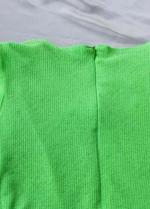 Трендова яскрава неонова салатова сукня в рубчик4 фото