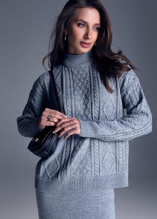 Теплый вязаный костюм со свитером и юбкой, из 20% шерсти в составе пряжи5 фото