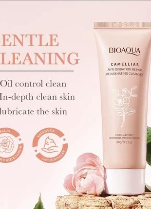 Пенка для лица с экстрактом камелии