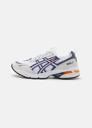 Кросівки asics