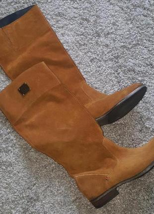 Оригінал.фірмові,замшеві,стильні чоботи tommy hilfiger