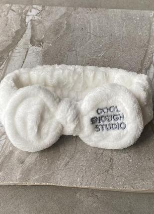 Косметическая повязка на голову с бантиком