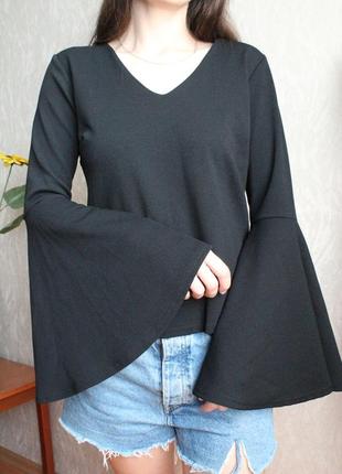 Черная блуза с расклешенным рукавом boohoo 14 42 размер1 фото