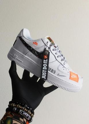 Женские кожаные кроссовки nike air force just do it pack white/black.