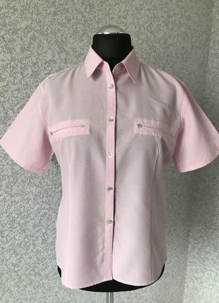 Biaggini, ніжно-рожева блуза в дрібну карту.