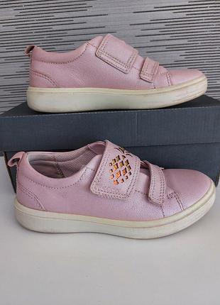 Кроссовки фирмы ecco. 30р.
