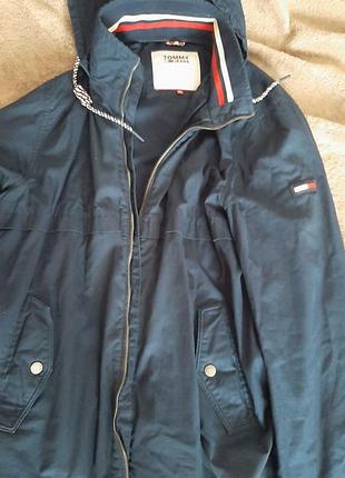 Томми хилфигер tommy jeans