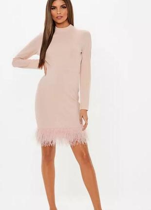 Шикарное платье с перьями от missguided1 фото