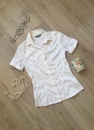 Бежевая рубашка с коротким рукавом