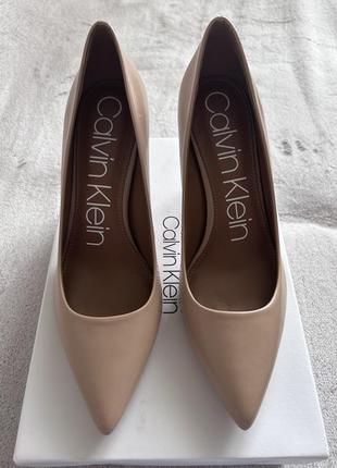 Туфли лодочки calvin klein2 фото