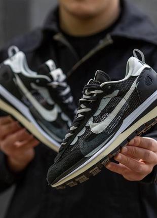 Кроссовки nike vaporwaffle sacai black\white8 фото