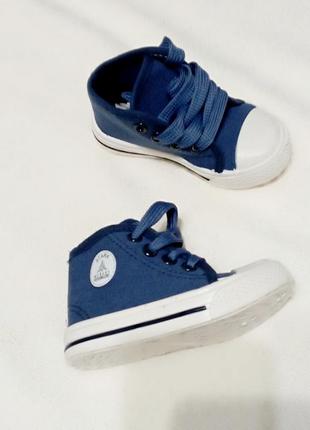 Стильні кеди для хлопчика 22