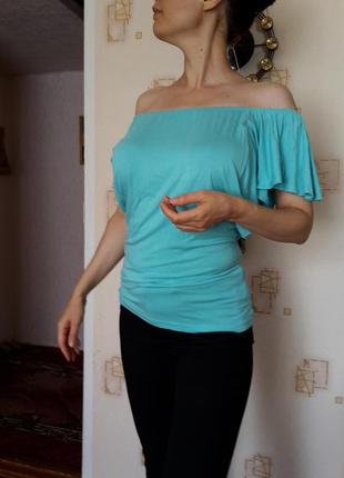 Блуза с открытыми плечами, вискоза, красивая и удобная., удлиненная.1 фото
